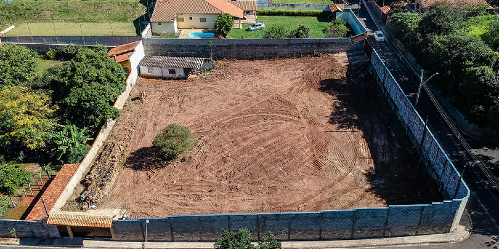 Terreno Dois Córregos