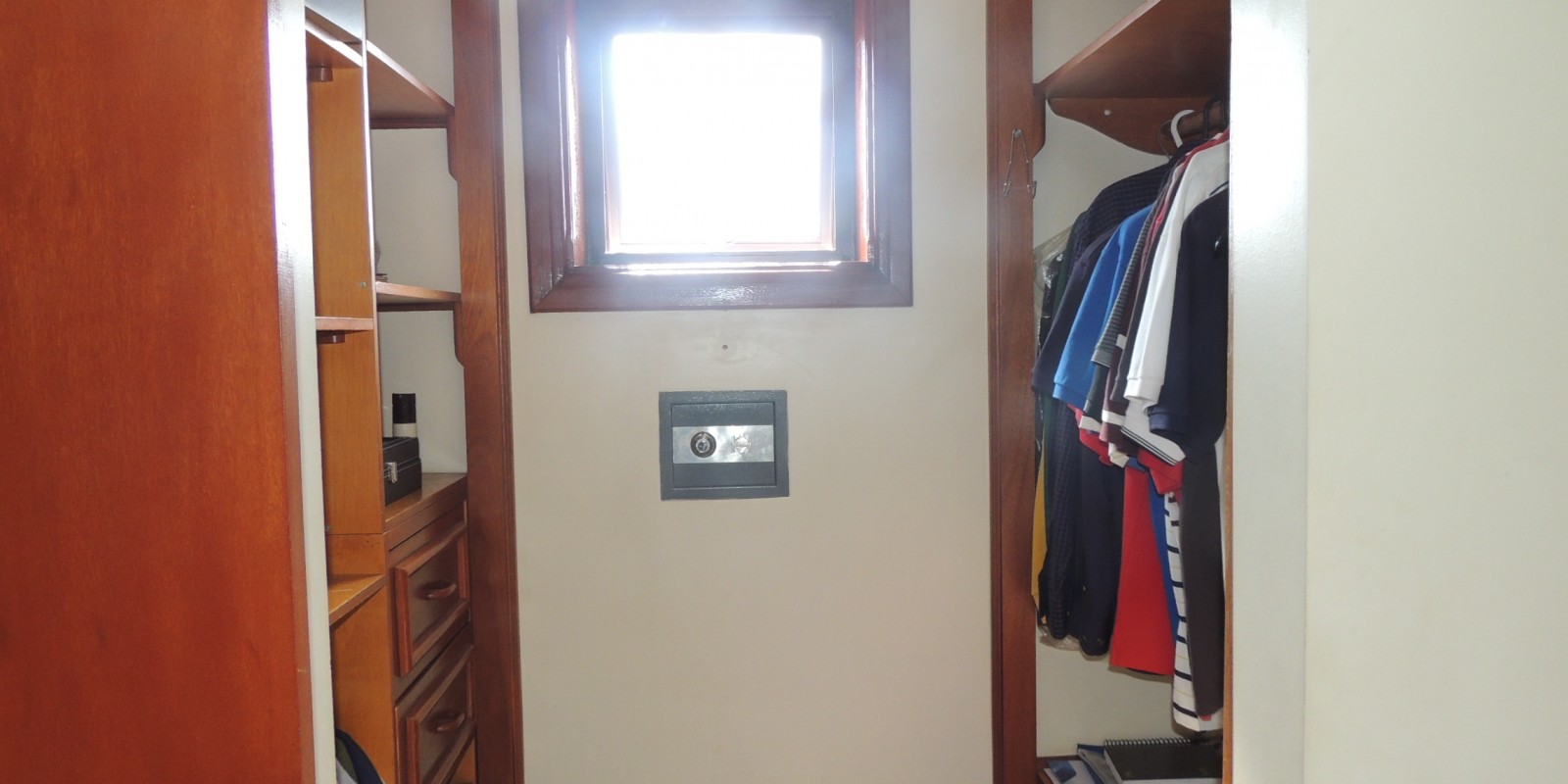 Casa à venda 232mt² - Nova Ámerica