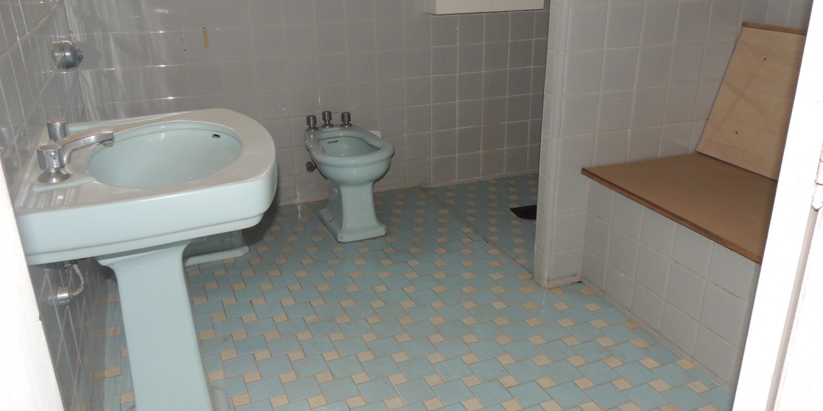 Casa a Venda 3 Dormitórios no Centro