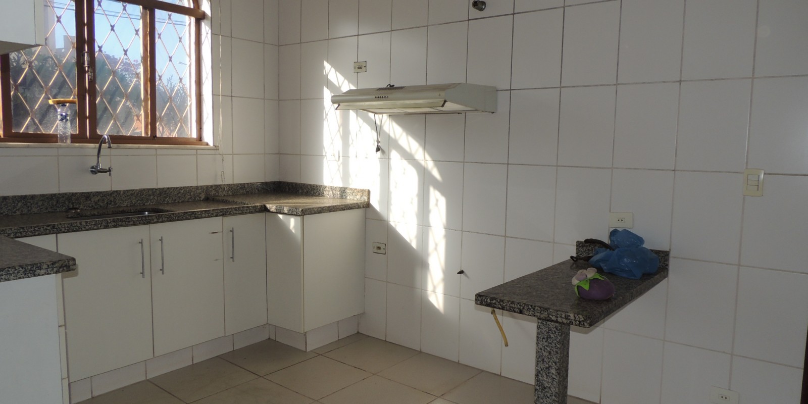 Casa à Venda 3 dormitórios no Nova América