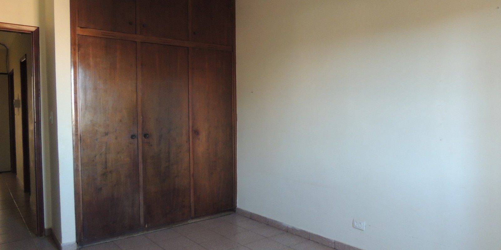 Casa à Venda 3 dormitórios no Nova América
