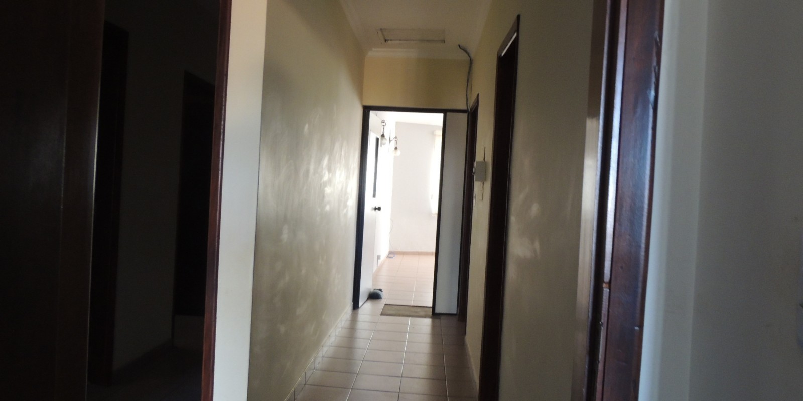 Casa à Venda 3 dormitórios no Nova América