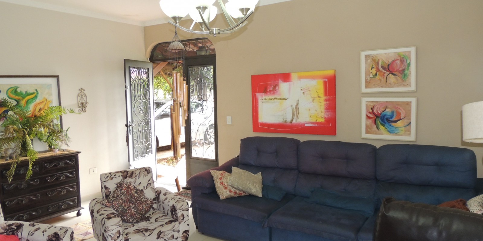Casa à Venda 3 dormitórios - São Pedro