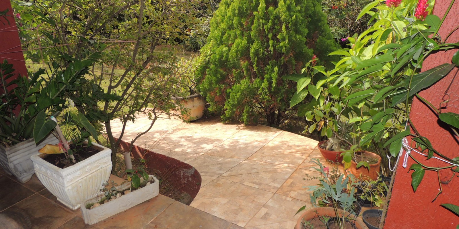 Casa à Venda 3 dormitórios - São Pedro