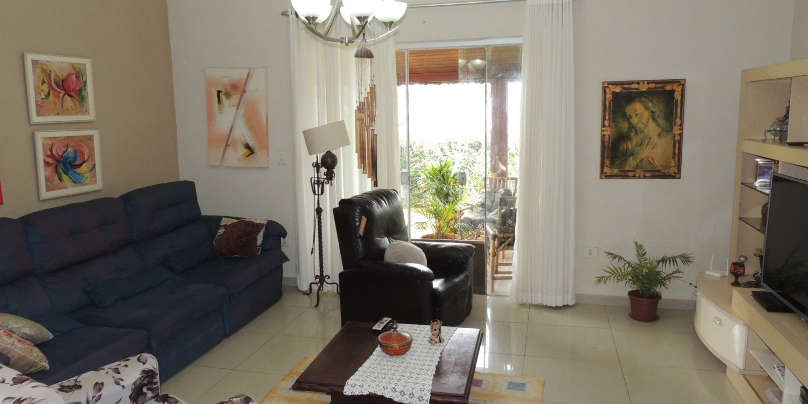 Casa à Venda 3 dormitórios - São Pedro