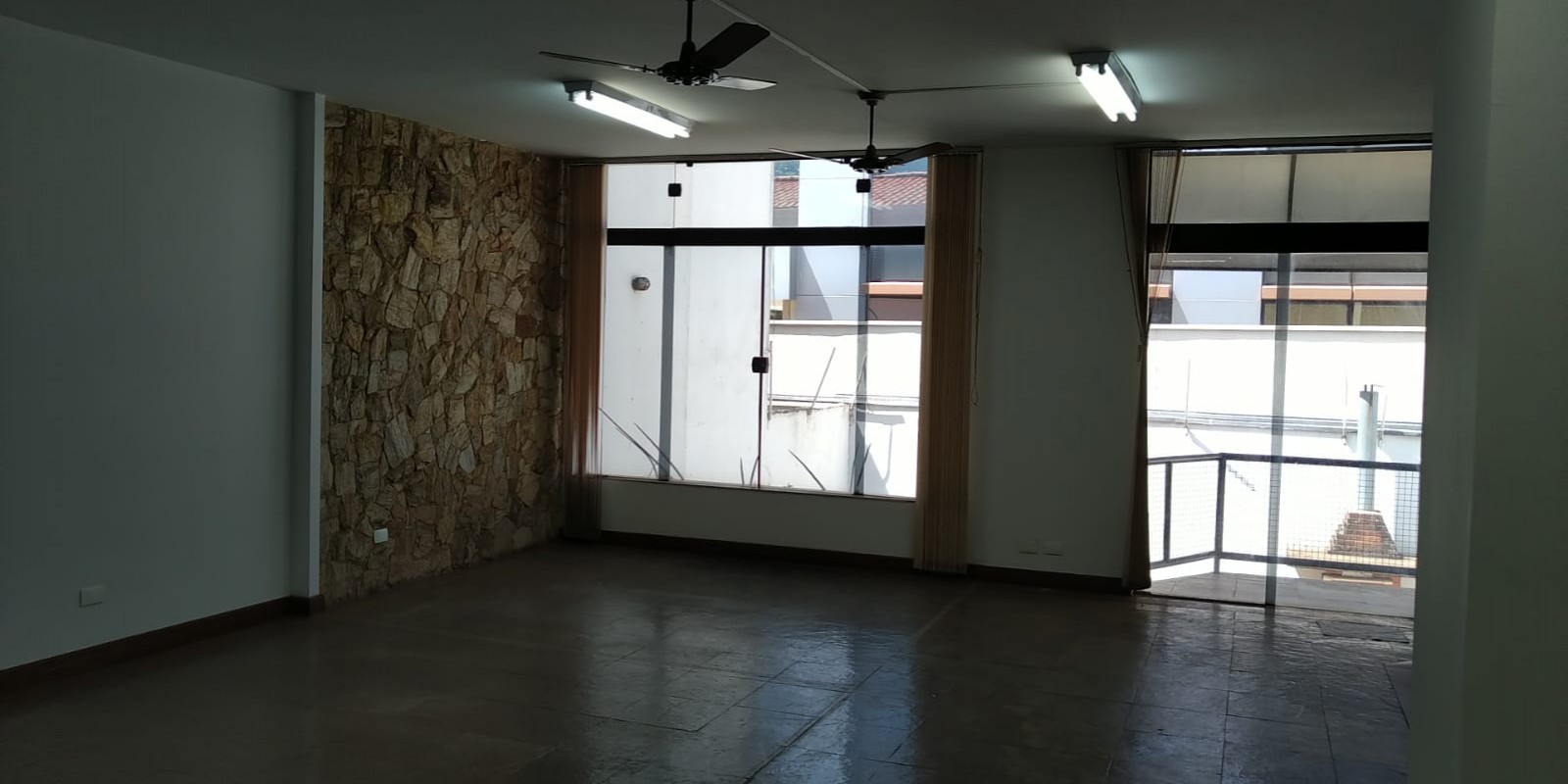 Casa no centro 3 dormitórios