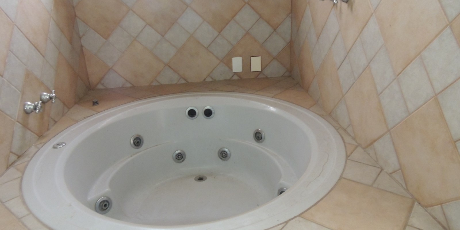 Ponto Comercial no Centro - Aluga-se 215mt²