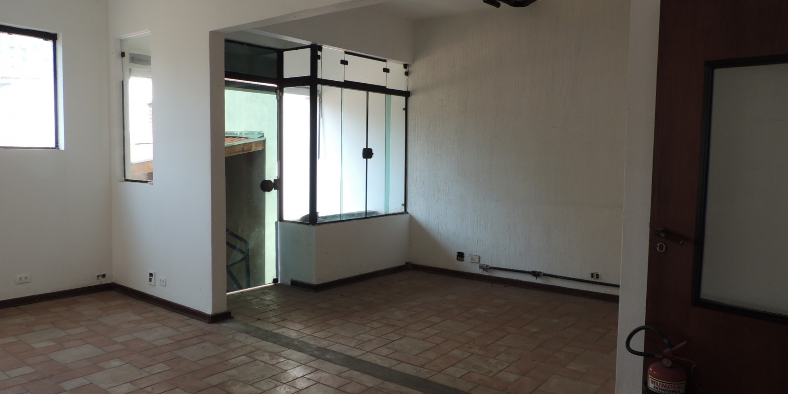 Ponto Comercial no Centro - Aluga-se 215mt²