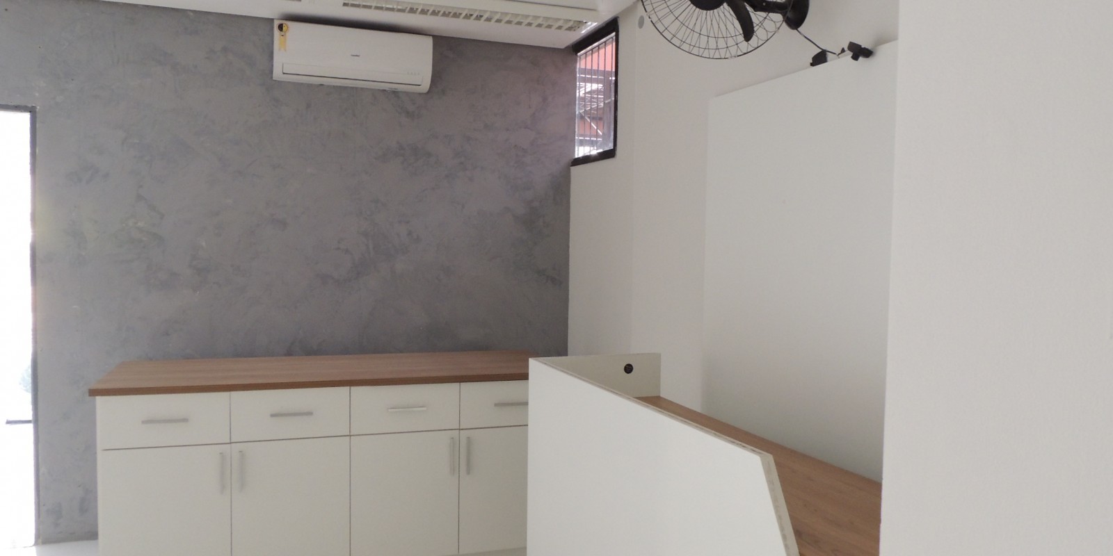 Salão Comercial Centro - 227mt² Aluga-se