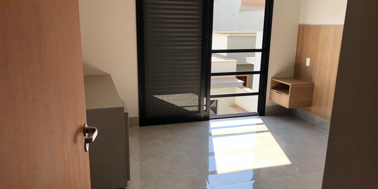 Casa a venda no Condomínio Lazuli
