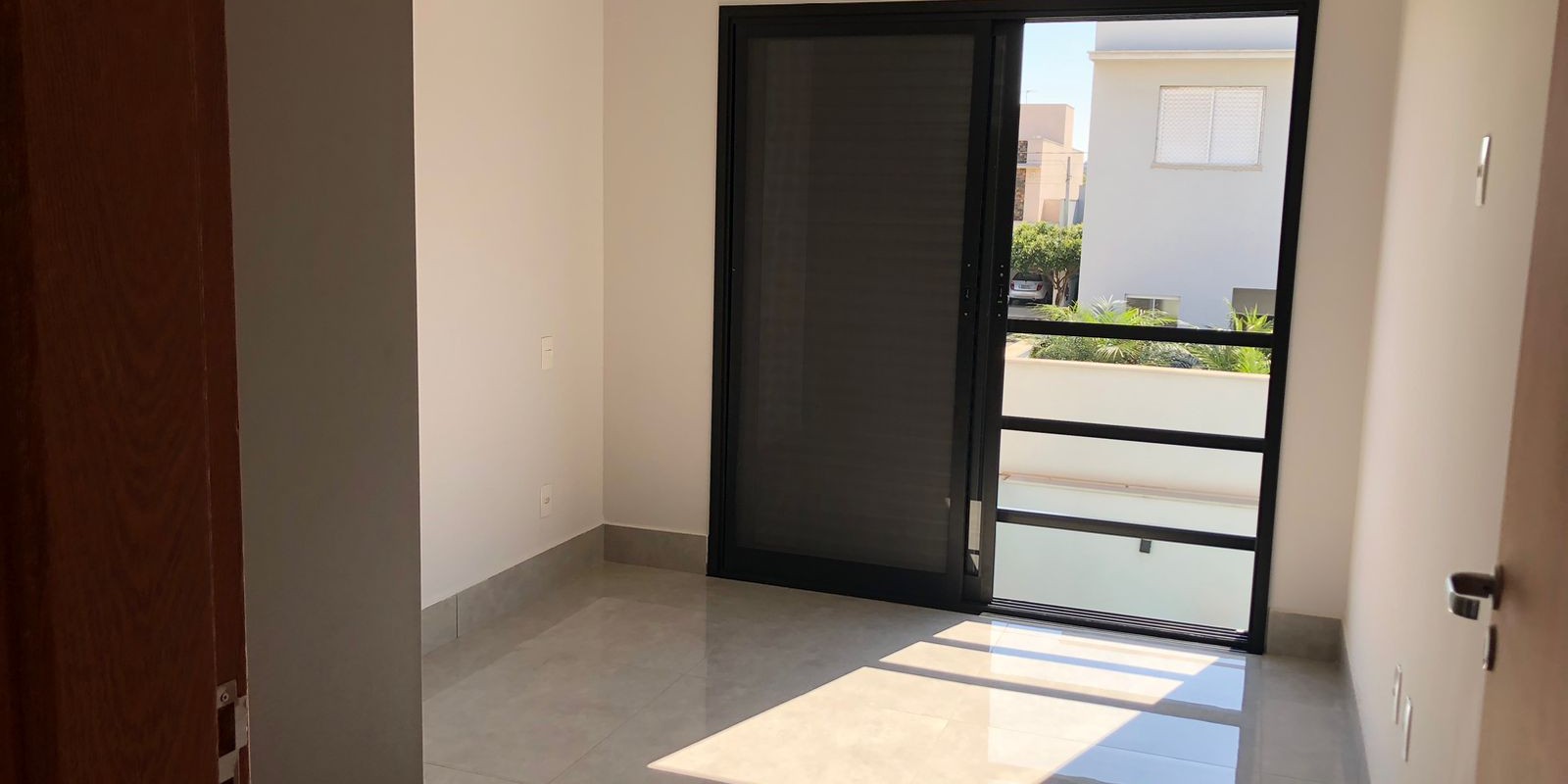 Casa a venda no Condomínio Lazuli