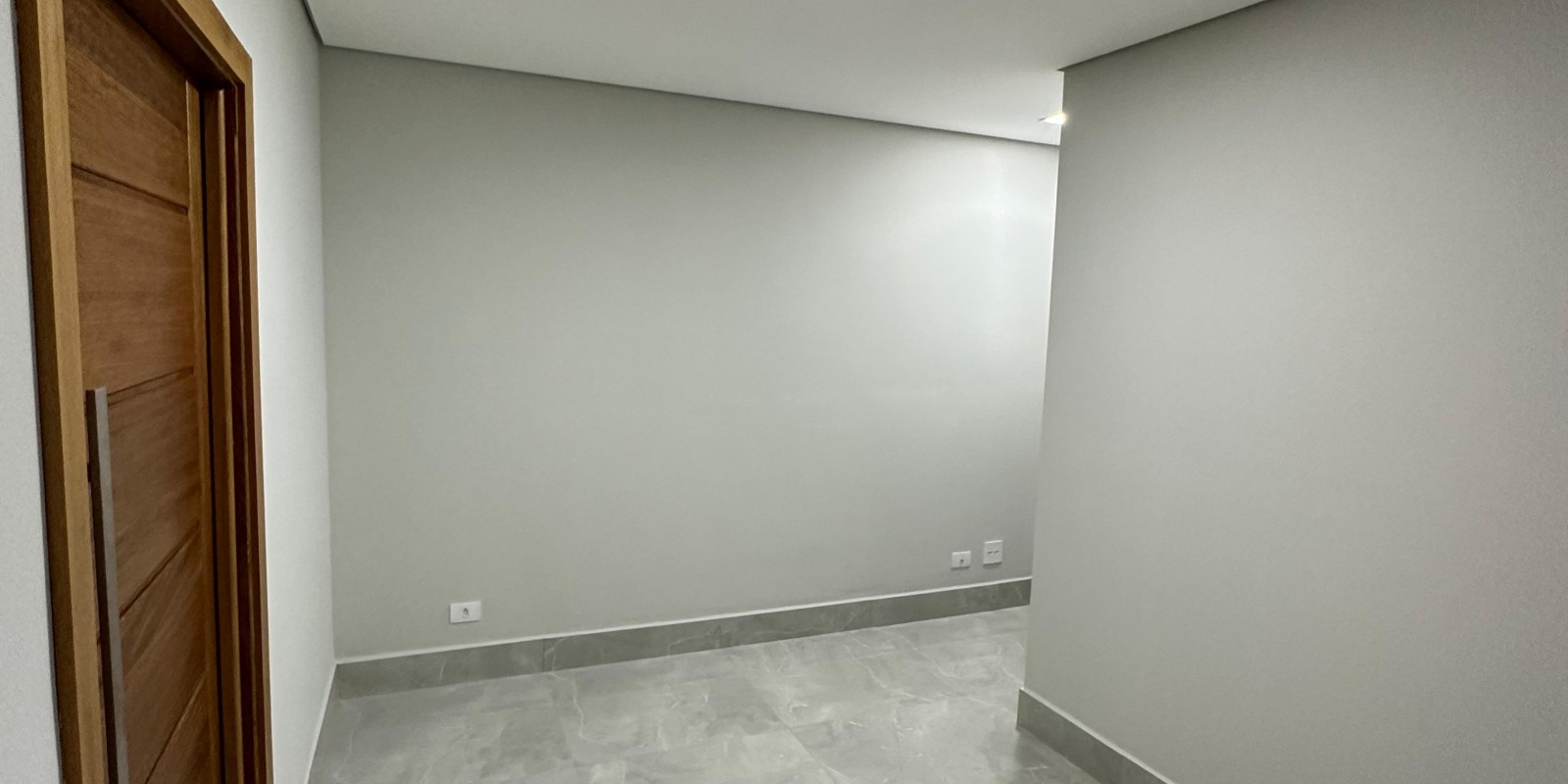 Casa a venda no Condomínio Soleil bairro Bongue