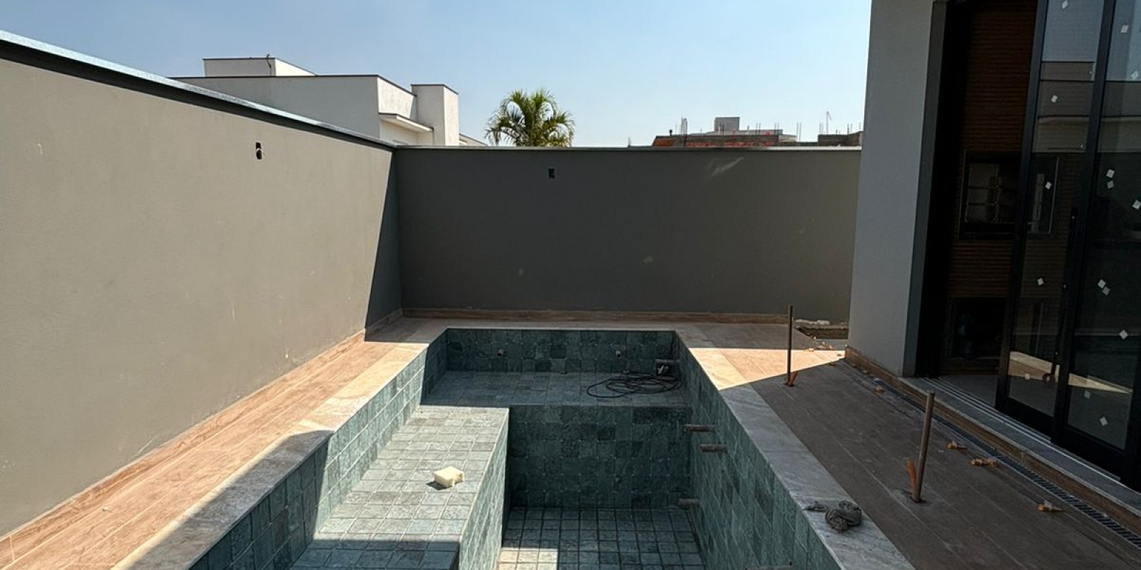 Casa a venda no condomínio Villa D
