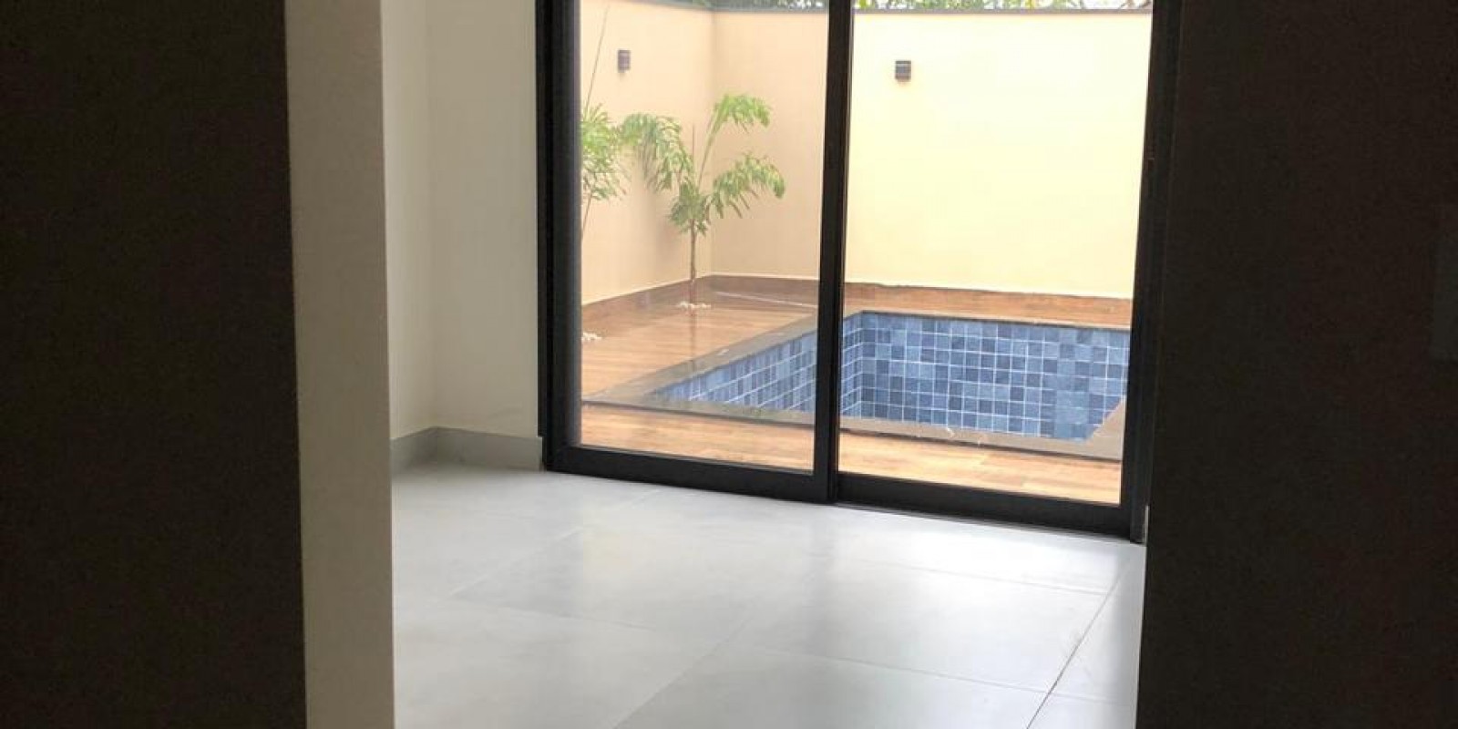 Casa a venda em condomínio Quinta do Engenho