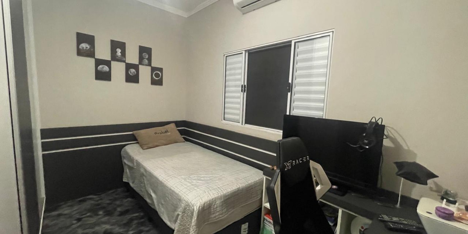 Casa a venda no bairro Água Branca