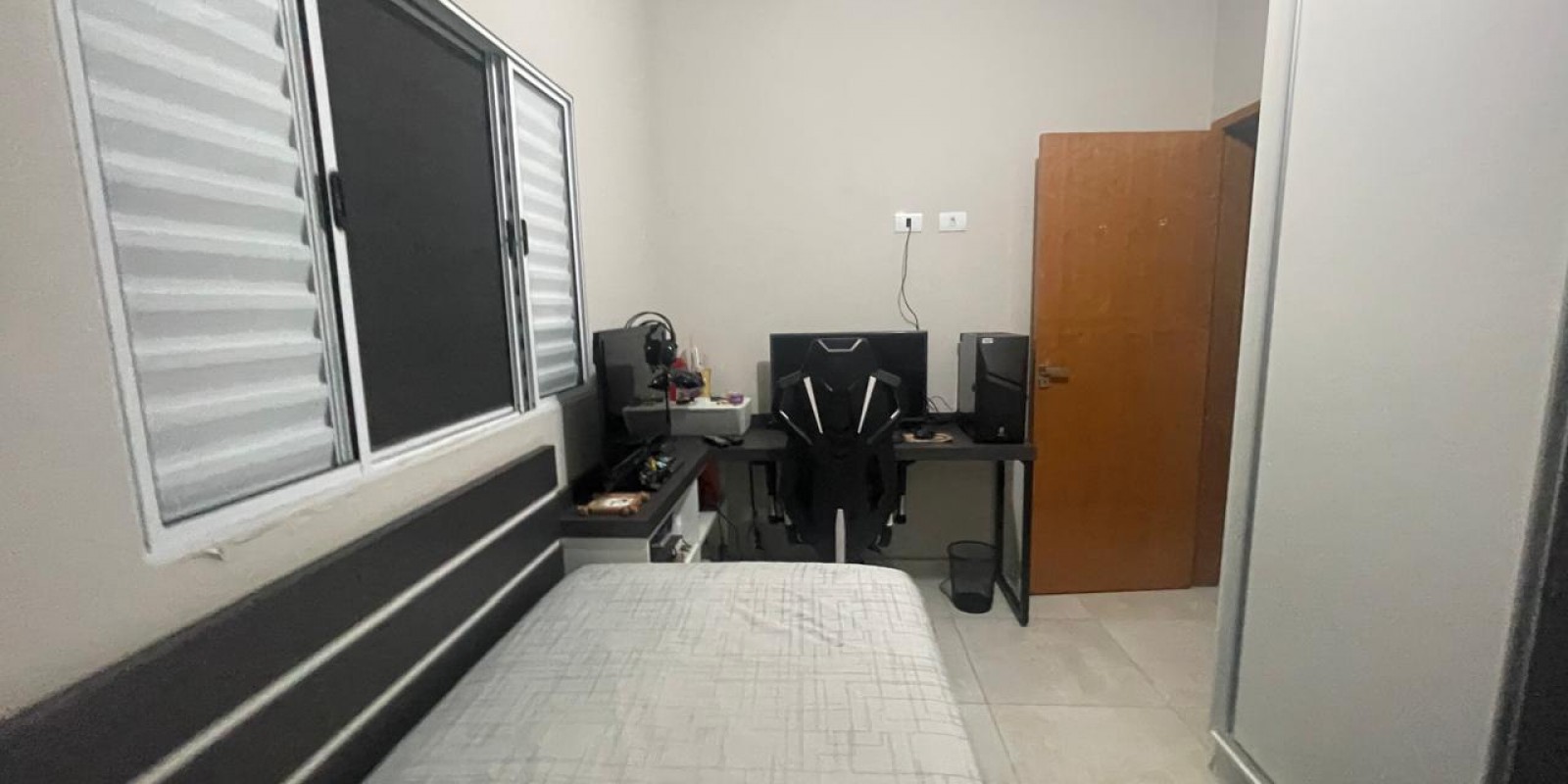 Casa a venda no bairro Água Branca