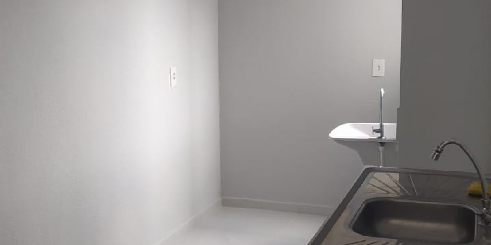 APARTAMENTO TERREO EDIFICIO VARANDAS 