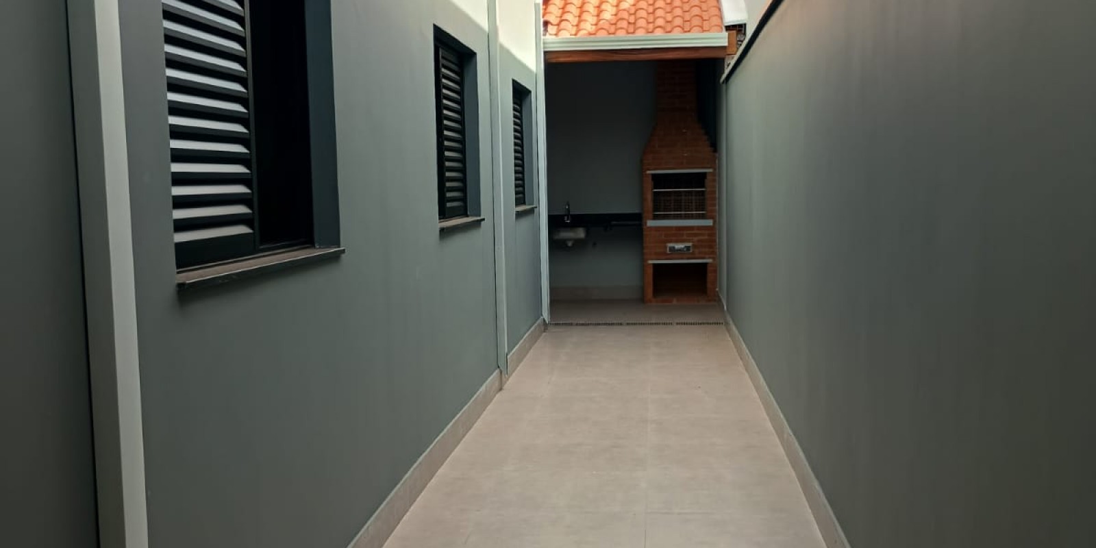 NOVA CASA TERREA 3 DORMITÓRIOS E AREA GOURMET 