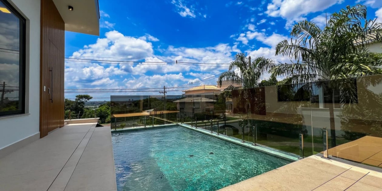 Casa condomínio Residencial Damha 1