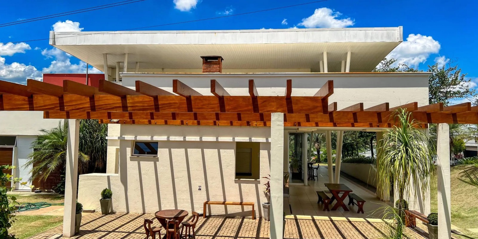 Casa condomínio Residencial Damha 1